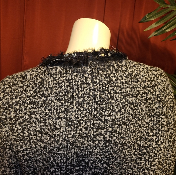 Karen Kane First Frost Cropped Boucle Tweed Jacket Women's Size Medium NWT - Picture 6 of 10